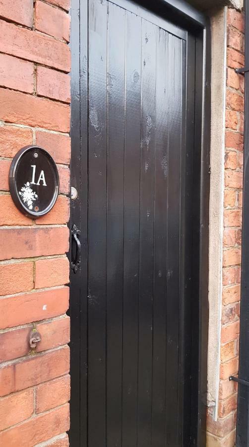 Cosy Apartment In Private Courtyard Preston  Exterior photo